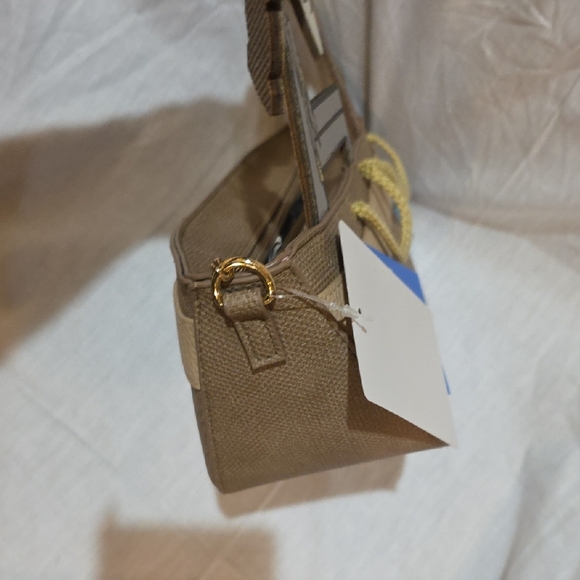 Danielle Nicole Disney Jungle Cruise Crossbody Bag - Picture 5 of 7